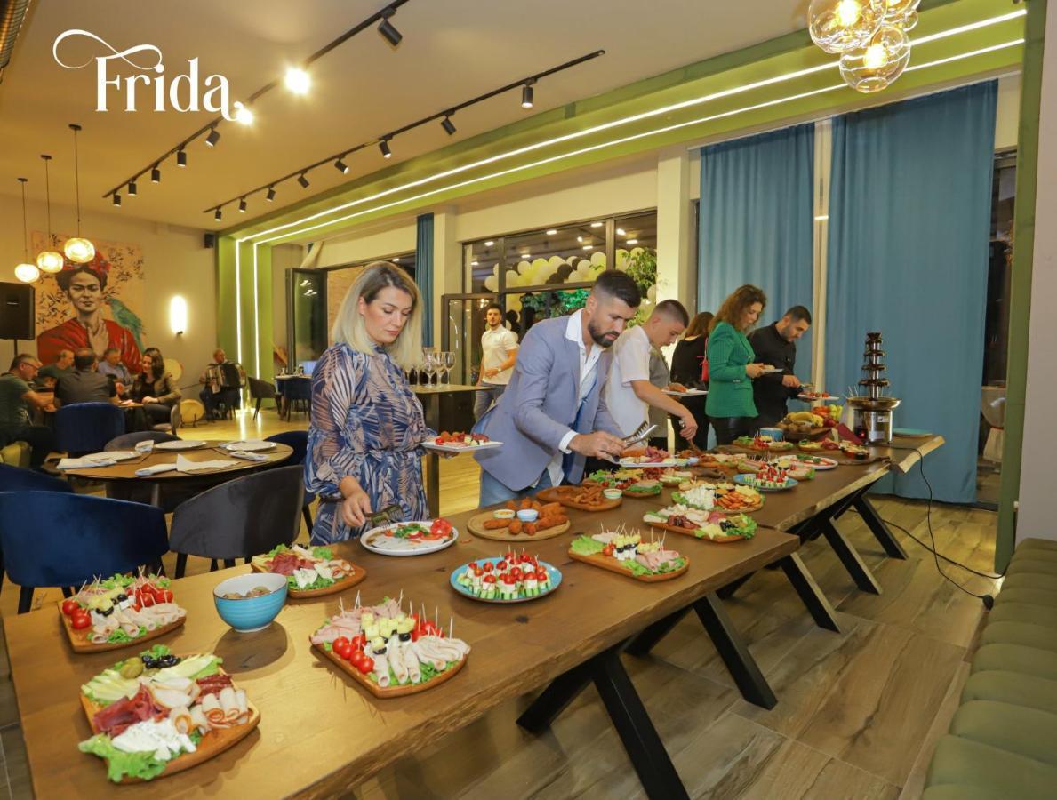Hotel & Restaurant Frida Gjakova Luaran gambar
