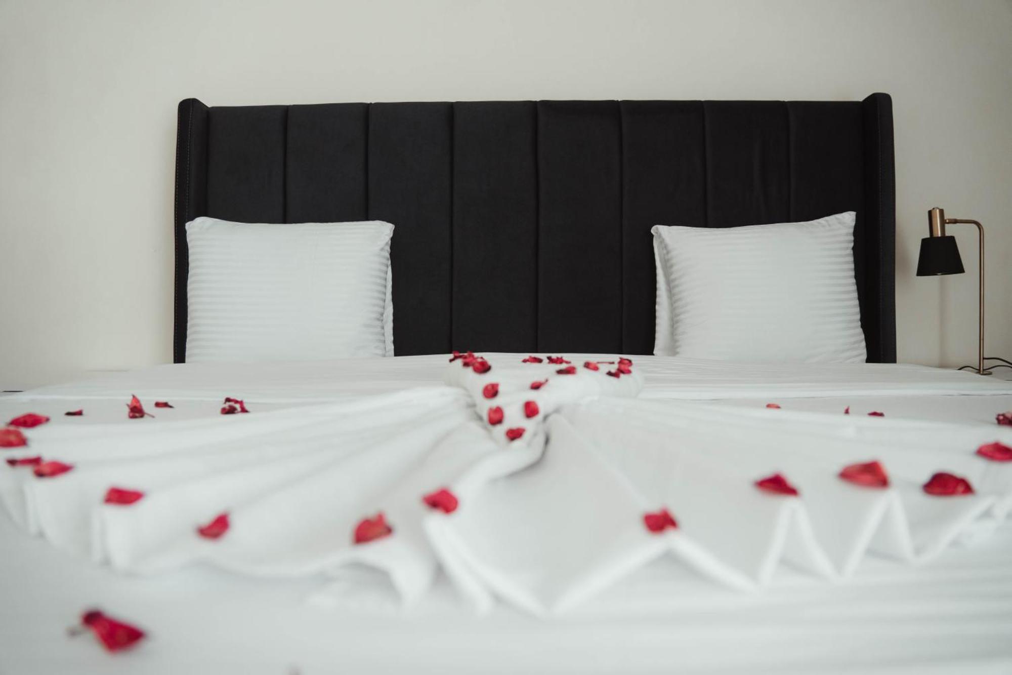 Hotel & Restaurant Frida Gjakova Luaran gambar