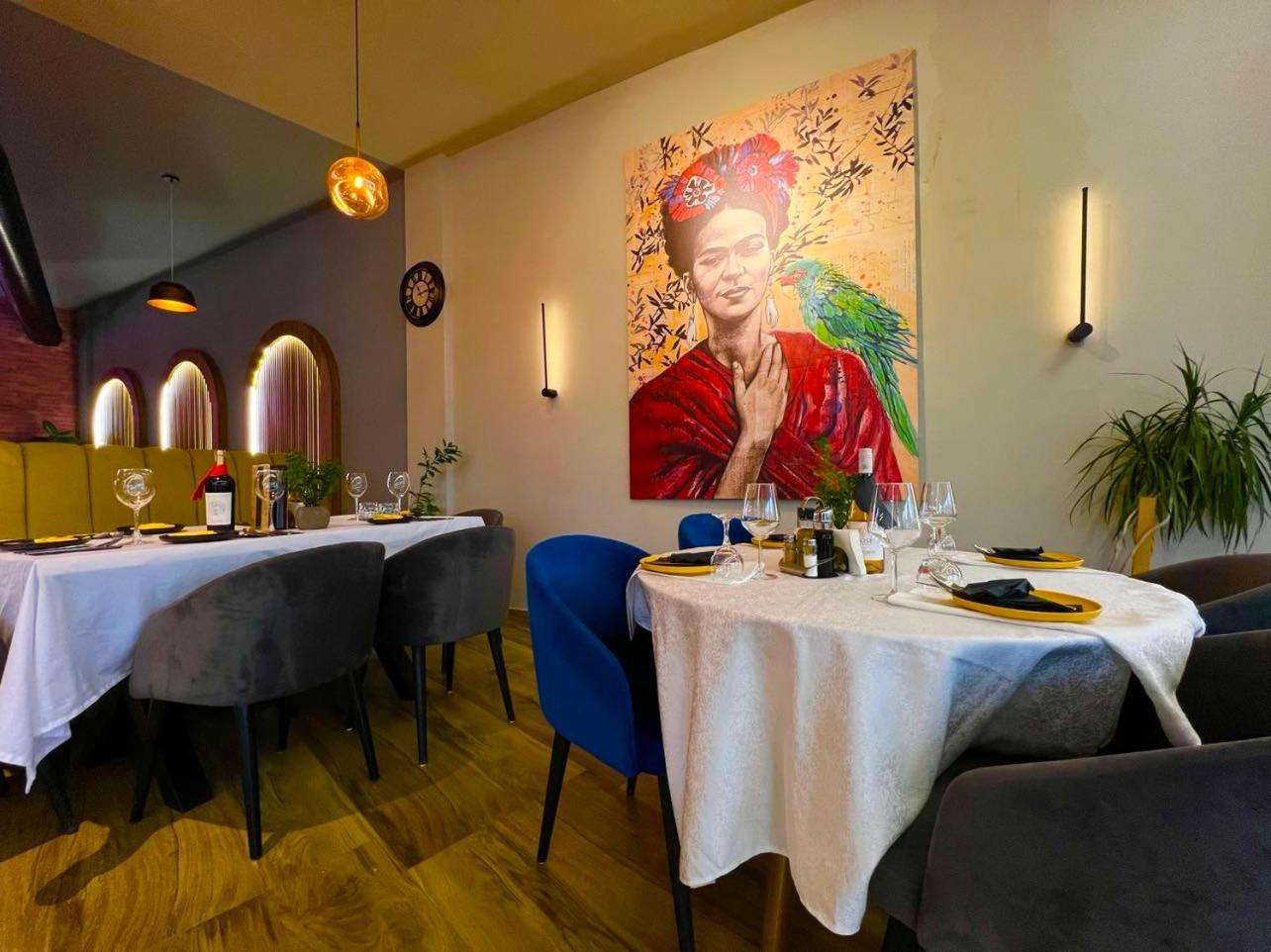 Hotel & Restaurant Frida Gjakova Luaran gambar