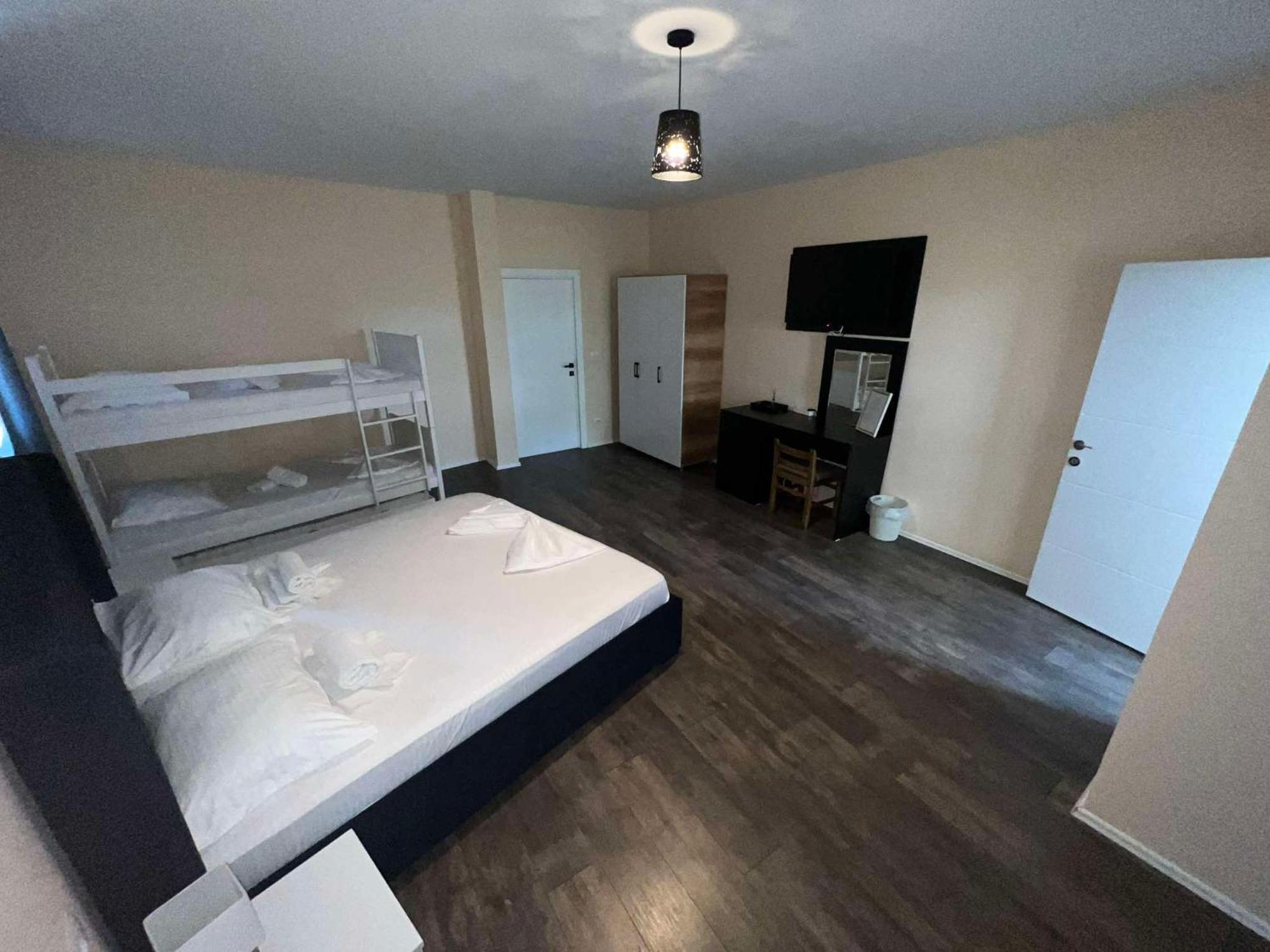 Hotel & Restaurant Frida Gjakova Luaran gambar